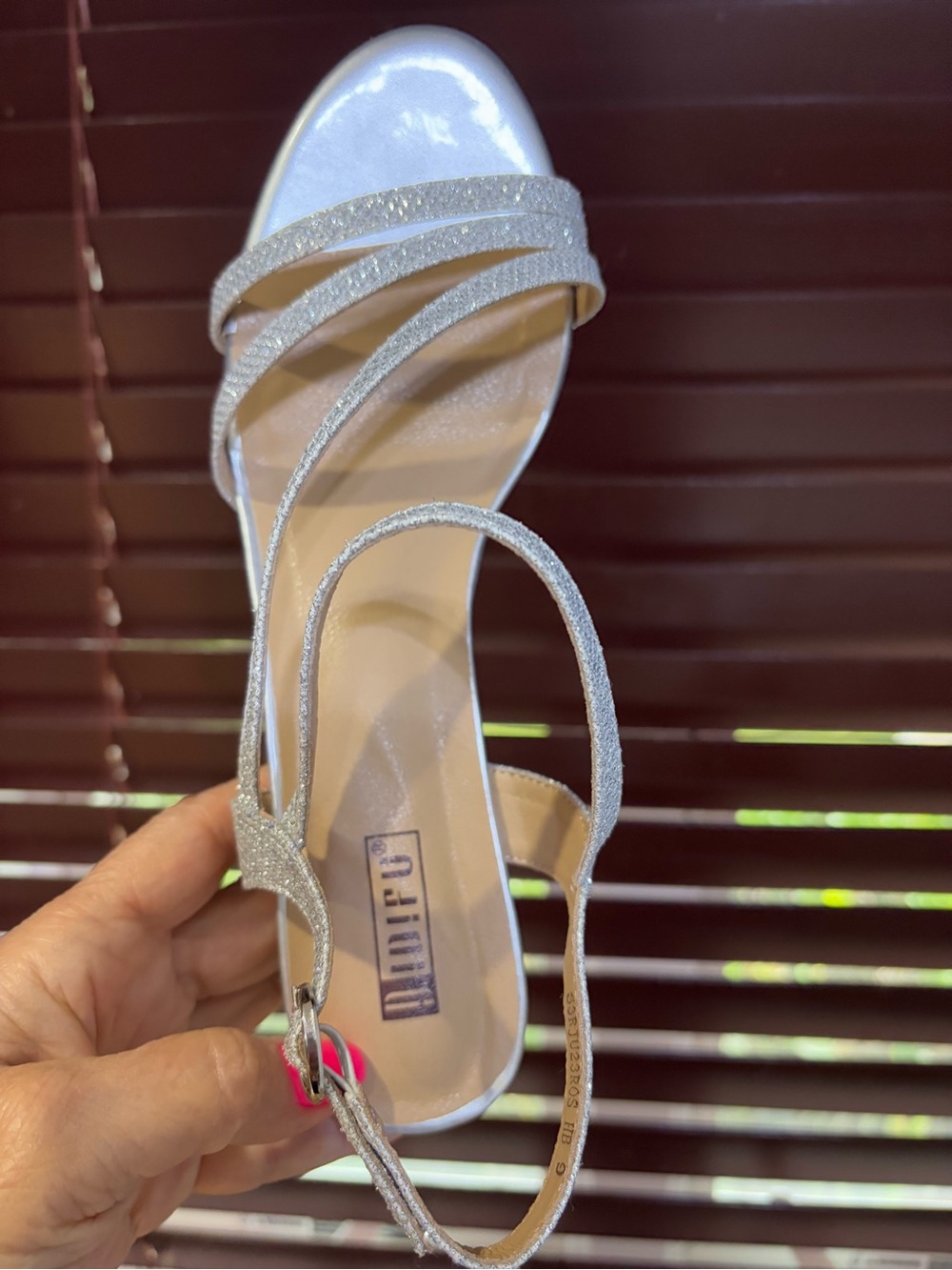 NEW.   Glitter Slingback Sandal in Silver